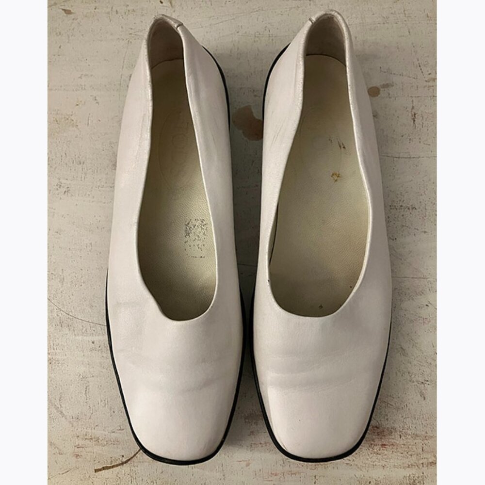 Tod's White Leather Square-Toe Flats